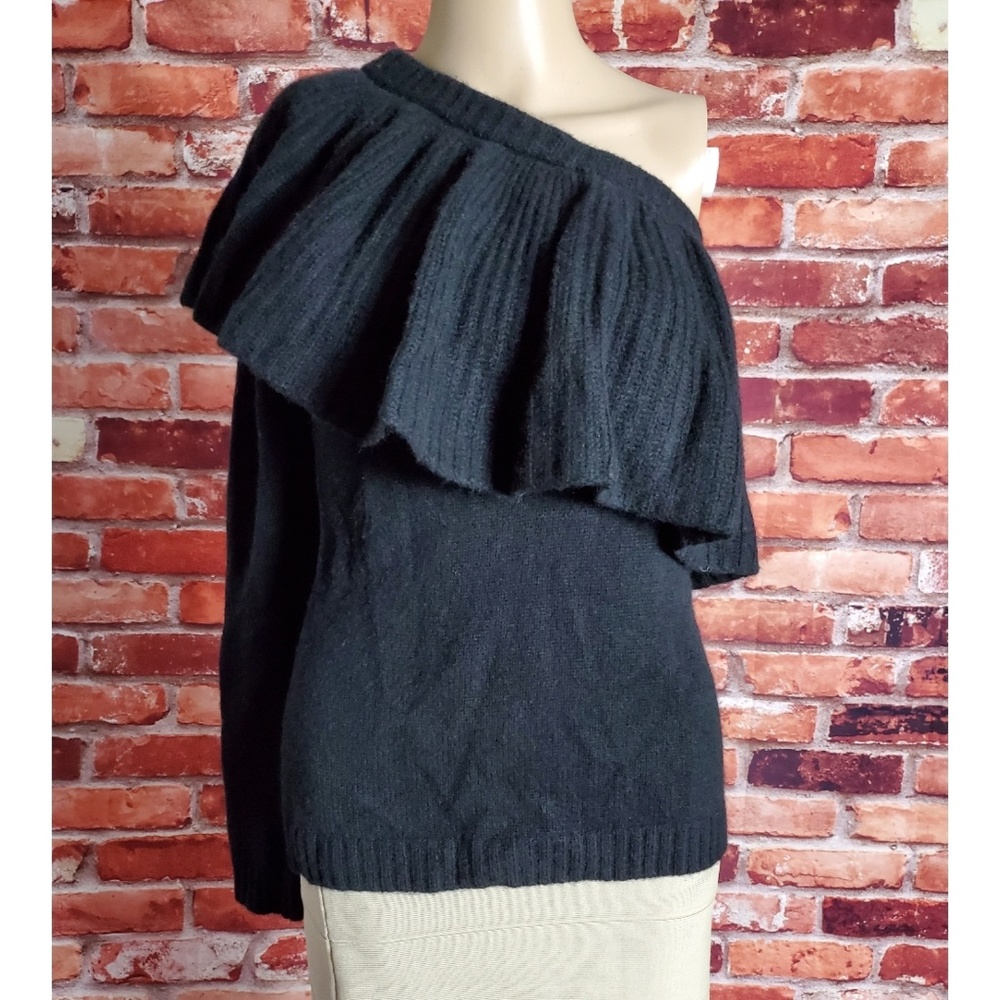 Aqua 100% Cashmere One Shoulder Sweater Small NWT - Picture 3 of 7